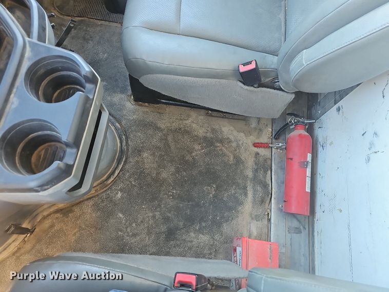 image for item EJ5854 2021 Ford E350 Super Duty delivery van