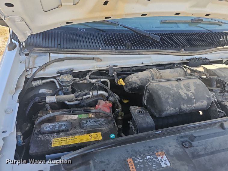 image for item EJ5854 2021 Ford E350 Super Duty delivery van