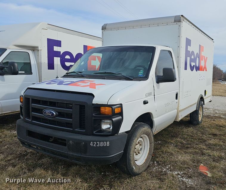 image for item EJ5855 2012 Ford E350 Super Duty  box truck