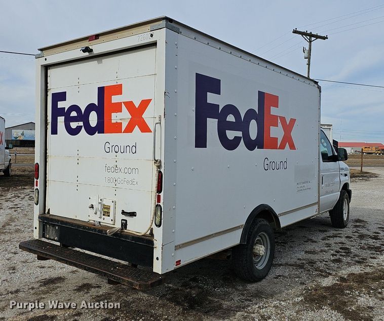 image for item EJ5855 2012 Ford E350 Super Duty  box truck