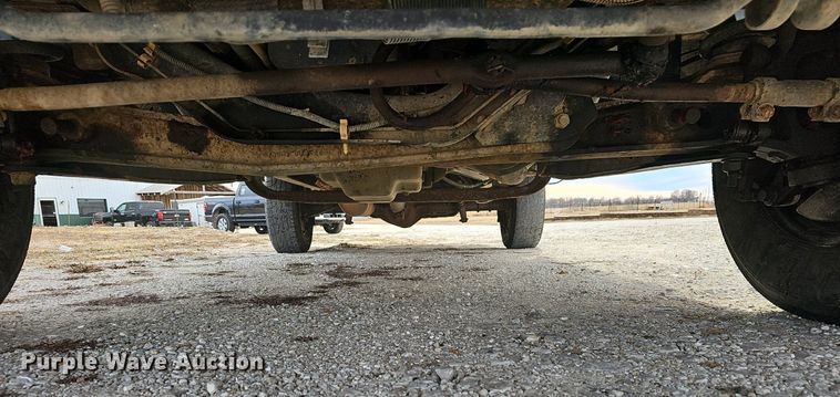 image for item EJ5855 2012 Ford E350 Super Duty  box truck