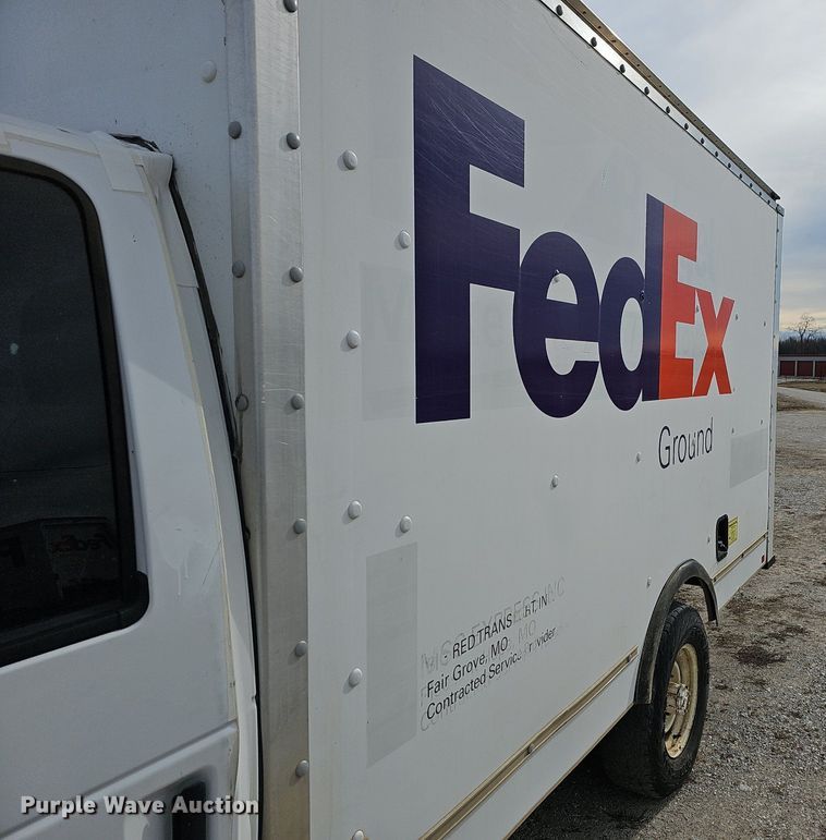 image for item EJ5855 2012 Ford E350 Super Duty  box truck