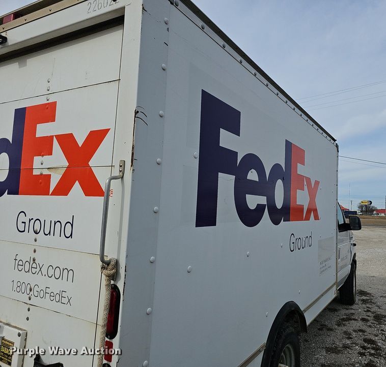 image for item EJ5855 2012 Ford E350 Super Duty  box truck