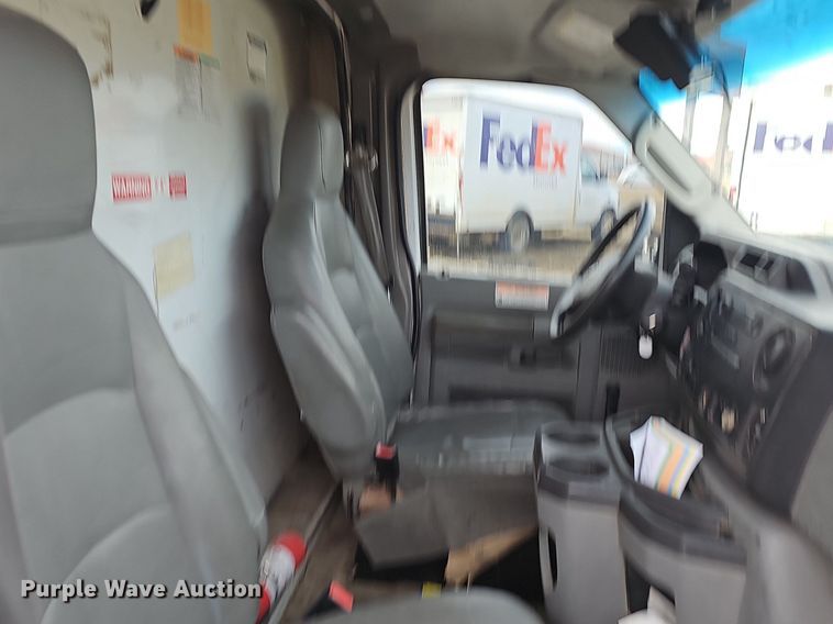 image for item EJ5855 2012 Ford E350 Super Duty  box truck