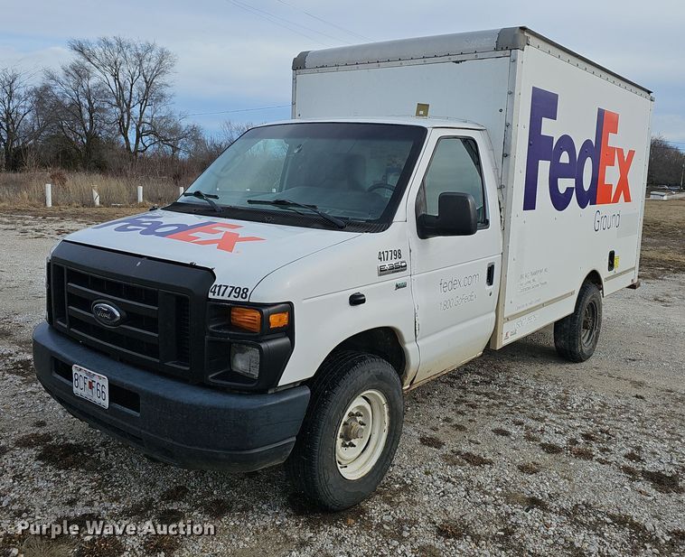 image for item EJ5856 2012 Ford E350 Super Duty box truck