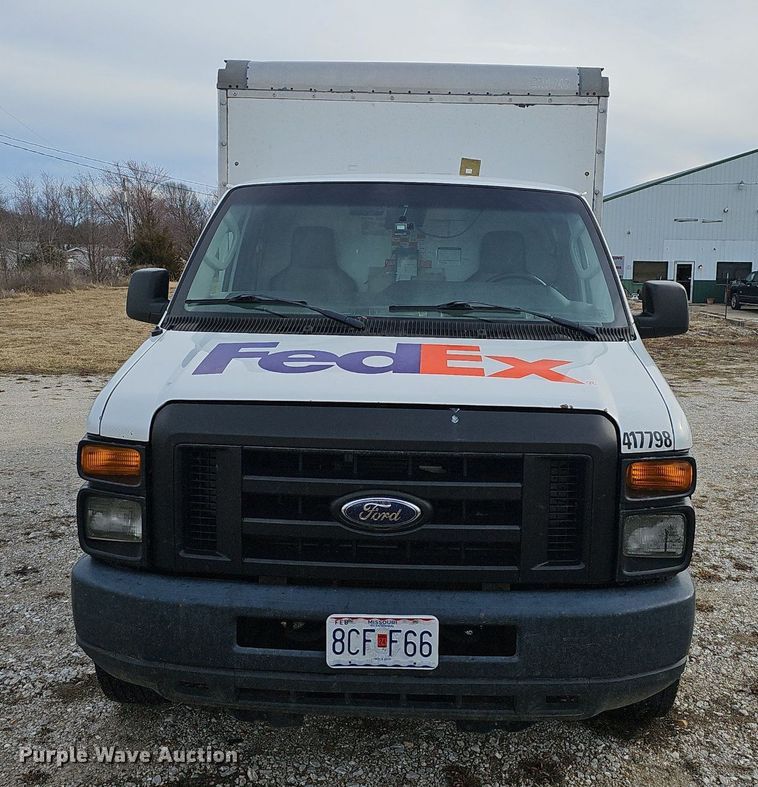 image for item EJ5856 2012 Ford E350 Super Duty box truck