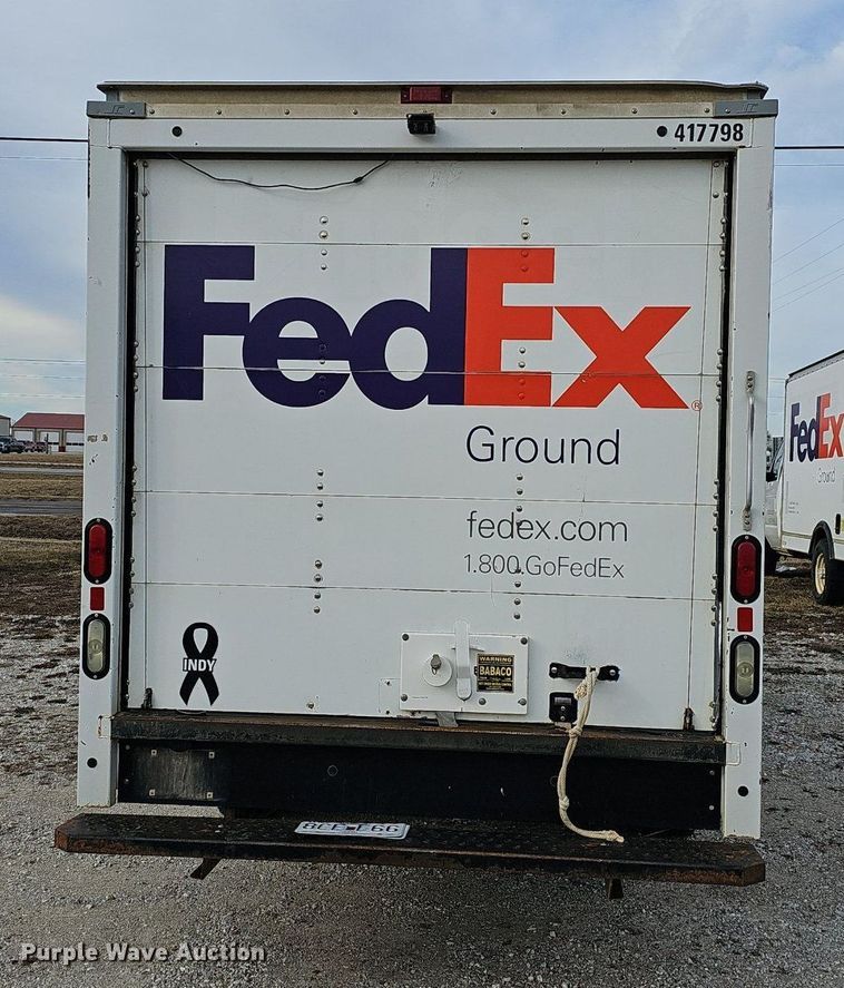 image for item EJ5856 2012 Ford E350 Super Duty box truck