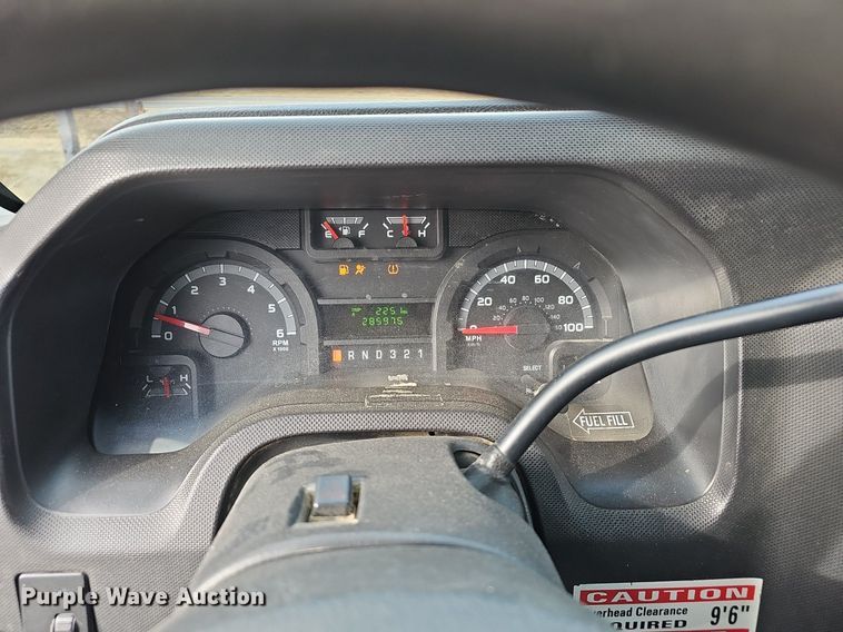 image for item EJ5856 2012 Ford E350 Super Duty box truck