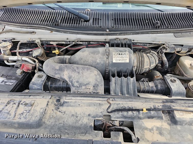 image for item EJ5856 2012 Ford E350 Super Duty box truck