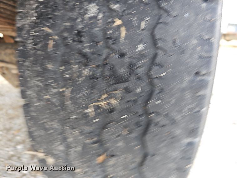 image for item EJ5856 2012 Ford E350 Super Duty box truck