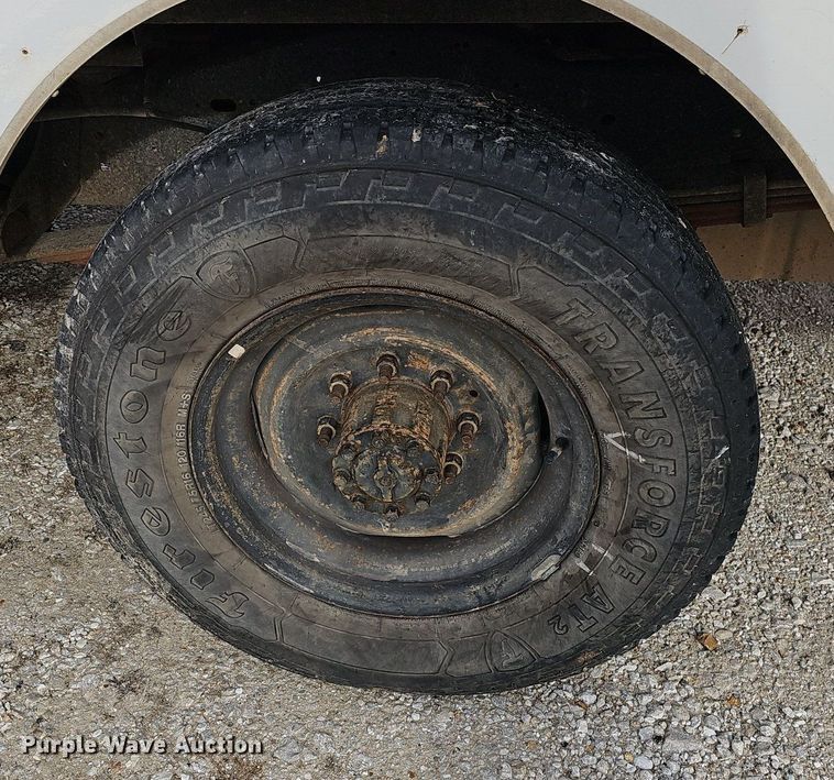 image for item EJ5856 2012 Ford E350 Super Duty box truck