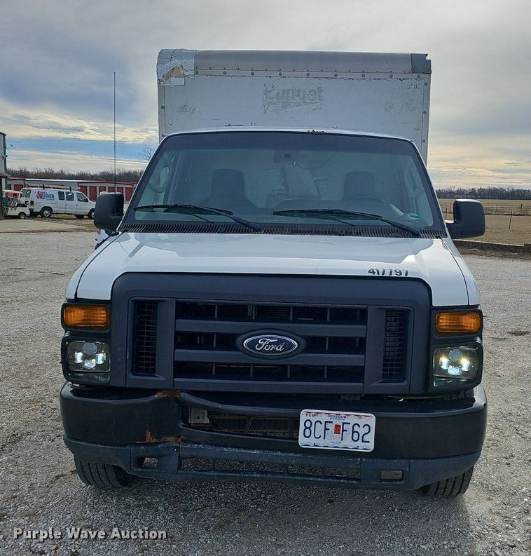 image for item EJ5857 2012 Ford E350 Super Duty box truck