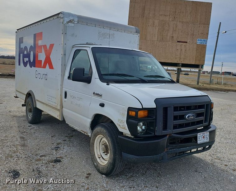 image for item EJ5857 2012 Ford E350 Super Duty box truck