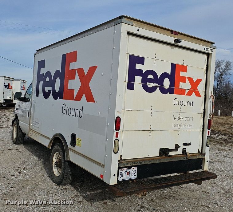 image for item EJ5857 2012 Ford E350 Super Duty box truck