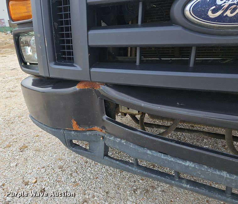 image for item EJ5857 2012 Ford E350 Super Duty box truck