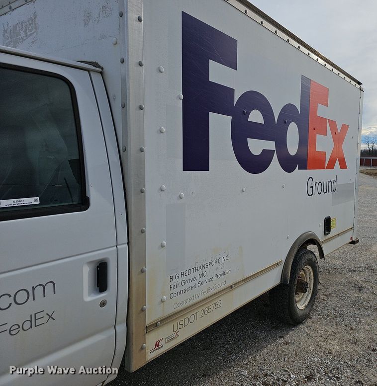 image for item EJ5857 2012 Ford E350 Super Duty box truck