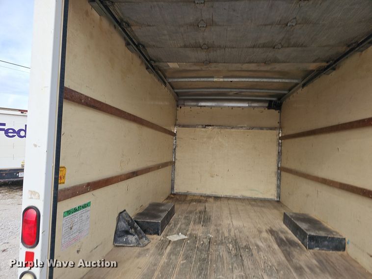 image for item EJ5857 2012 Ford E350 Super Duty box truck