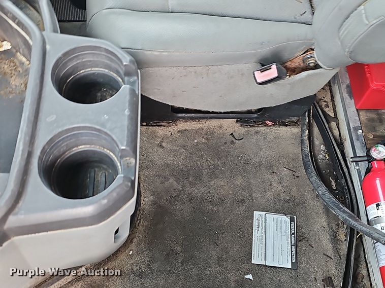 image for item EJ5857 2012 Ford E350 Super Duty box truck