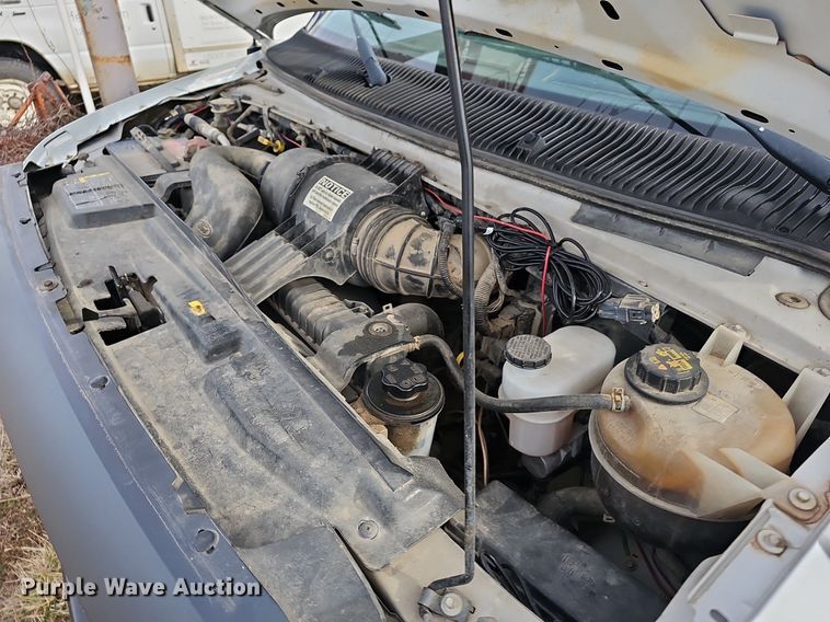 image for item EJ5857 2012 Ford E350 Super Duty box truck