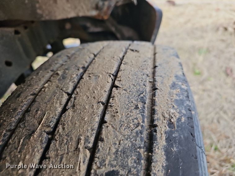 image for item EJ5857 2012 Ford E350 Super Duty box truck