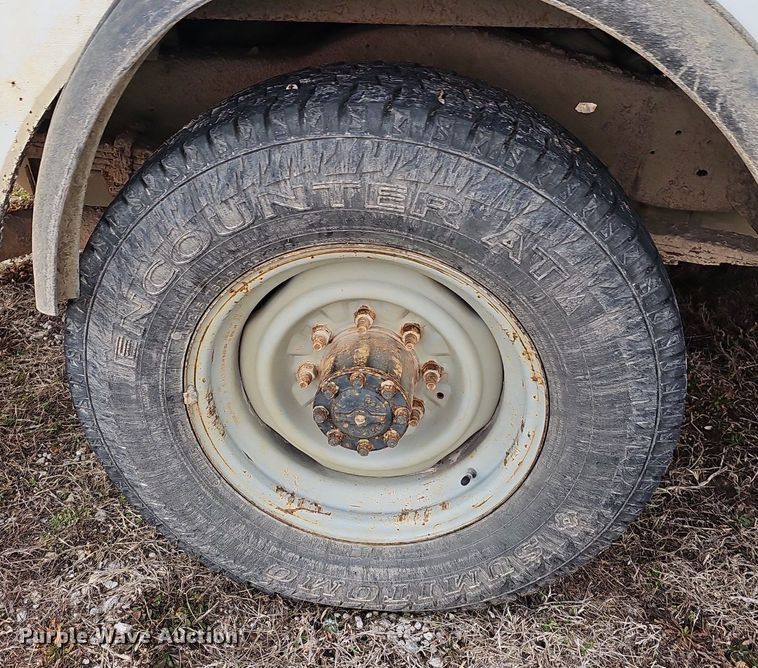 image for item EJ5857 2012 Ford E350 Super Duty box truck