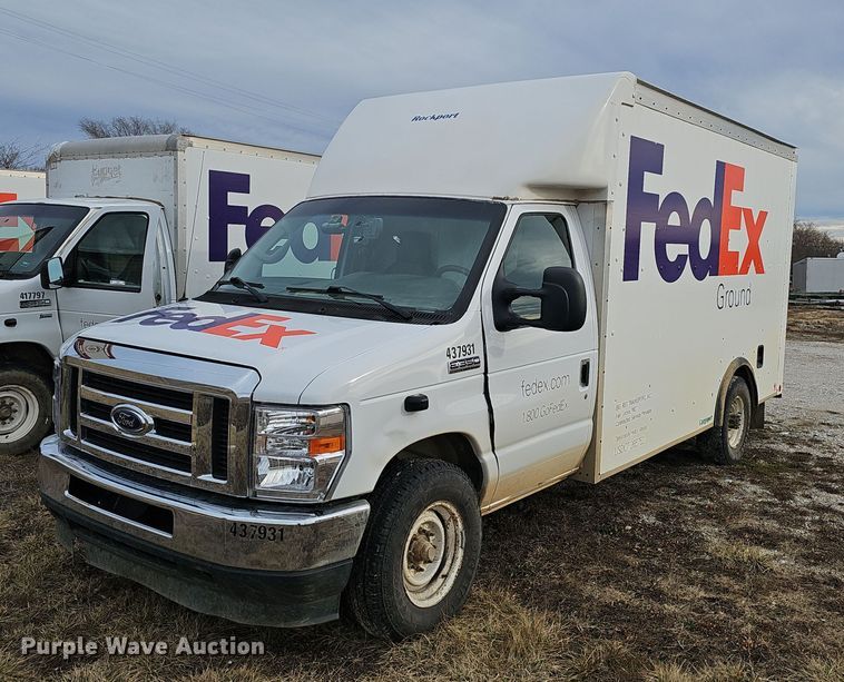 image for item EJ5858 2021 Ford E350 Super Duty delivery van
