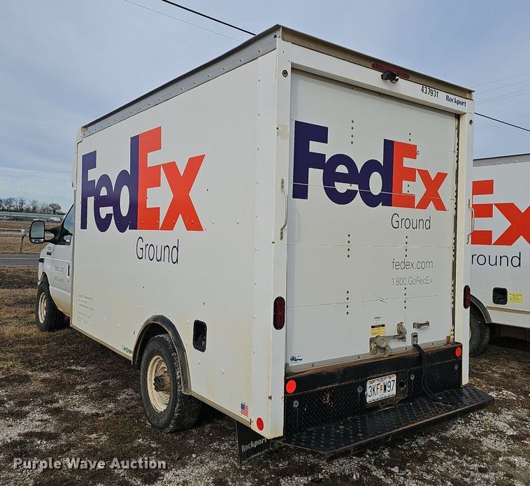 image for item EJ5858 2021 Ford E350 Super Duty delivery van