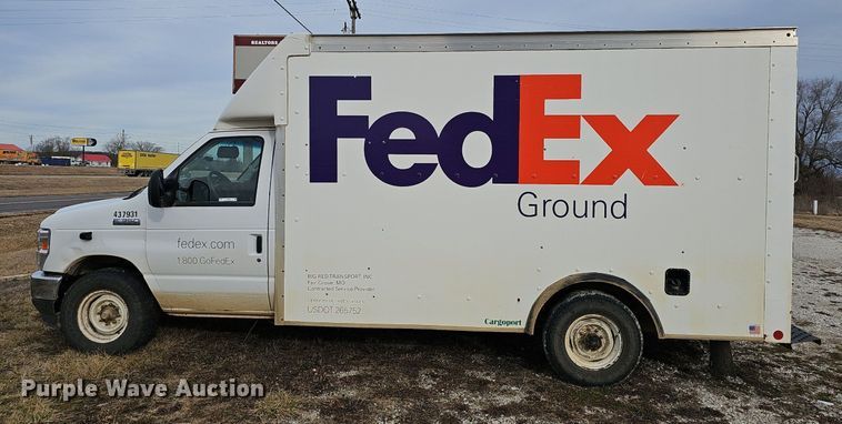 image for item EJ5858 2021 Ford E350 Super Duty delivery van