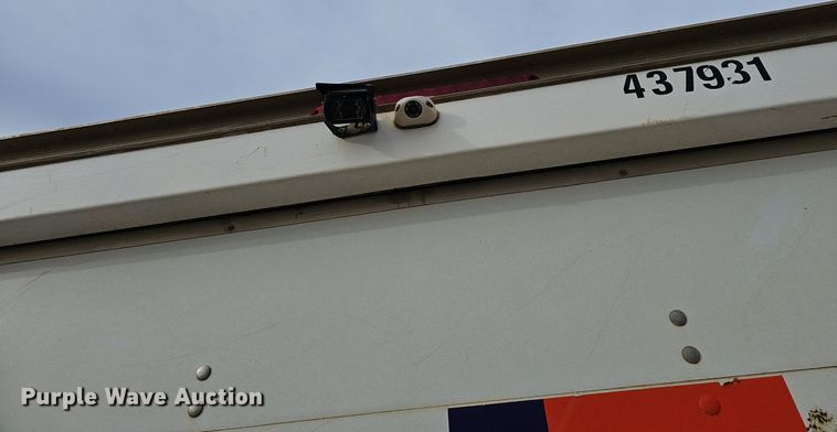 image for item EJ5858 2021 Ford E350 Super Duty delivery van