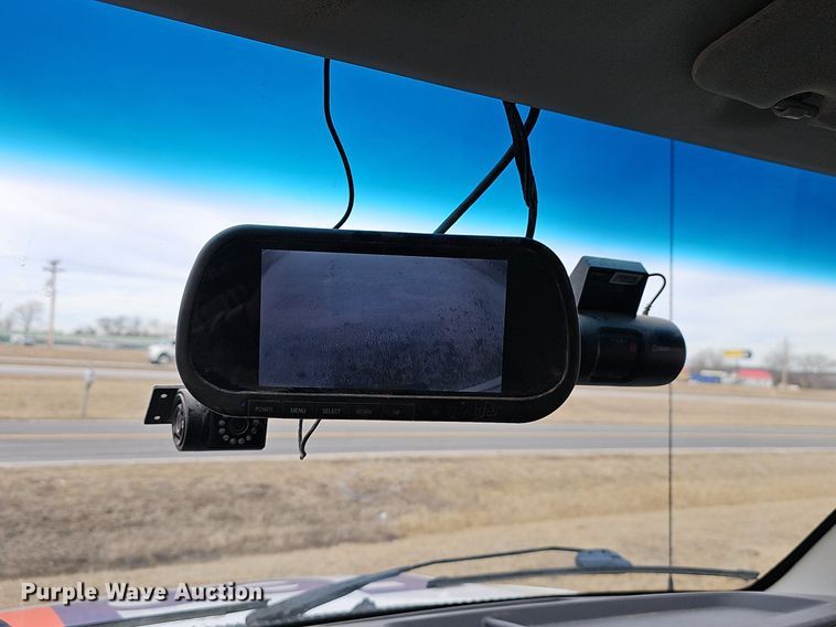 image for item EJ5858 2021 Ford E350 Super Duty delivery van