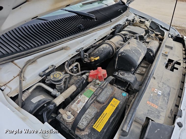 image for item EJ5858 2021 Ford E350 Super Duty delivery van