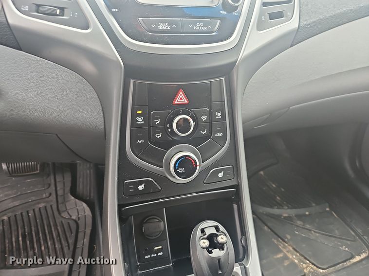 image for item EJ5870 2014 Hyundai  Elantra 