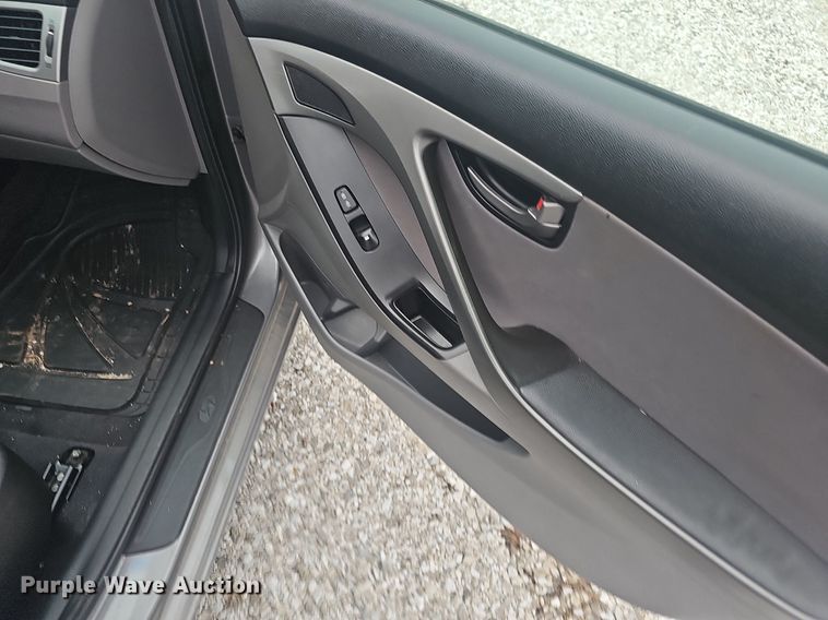 image for item EJ5870 2014 Hyundai  Elantra 