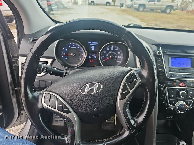 image for item EJ5871 2013 Hyundai  Elantra GT 