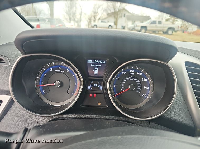 image for item EJ5871 2013 Hyundai  Elantra GT 