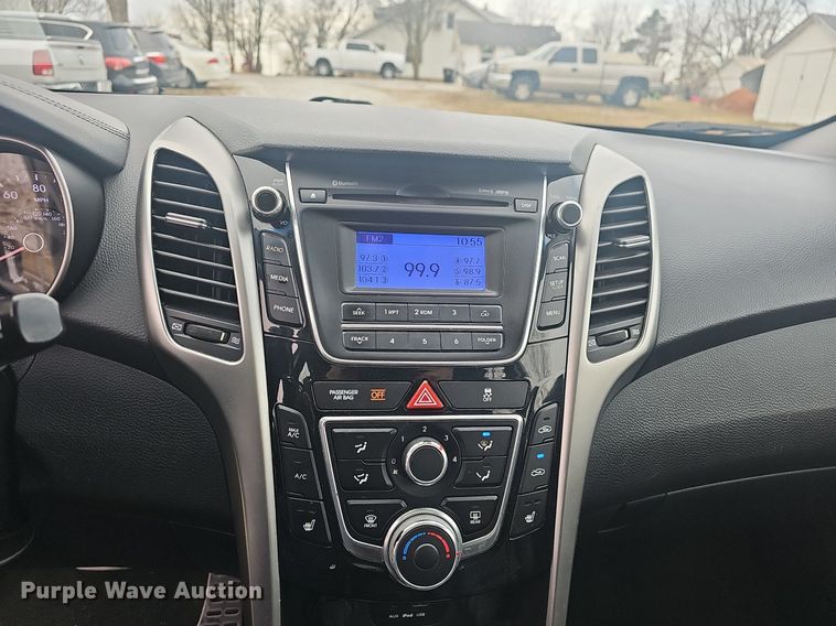 image for item EJ5871 2013 Hyundai  Elantra GT 