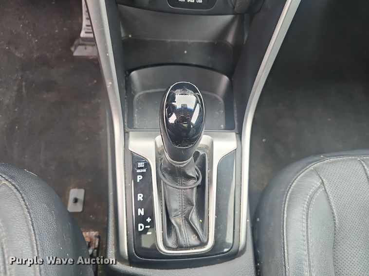 image for item EJ5871 2013 Hyundai  Elantra GT 