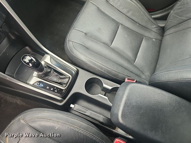 image for item EJ5871 2013 Hyundai  Elantra GT 