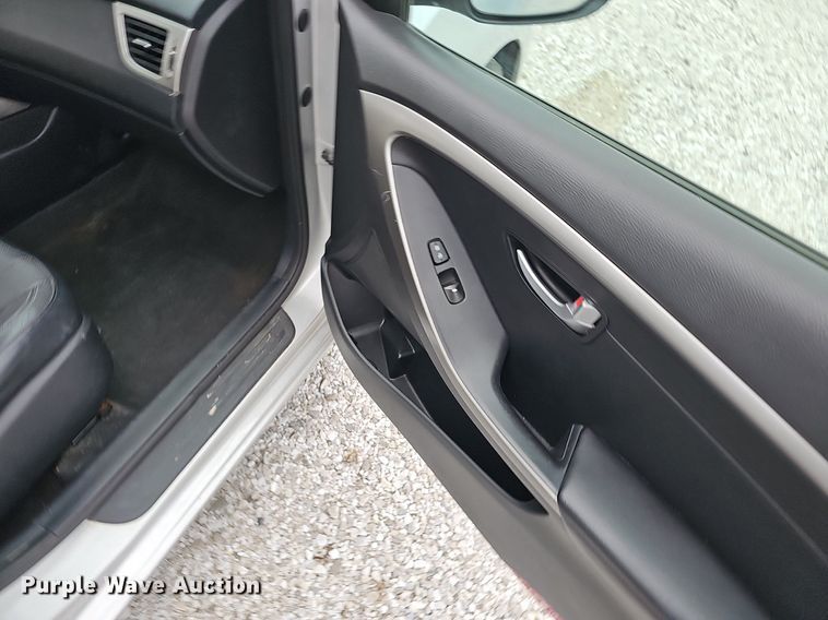 image for item EJ5871 2013 Hyundai  Elantra GT 