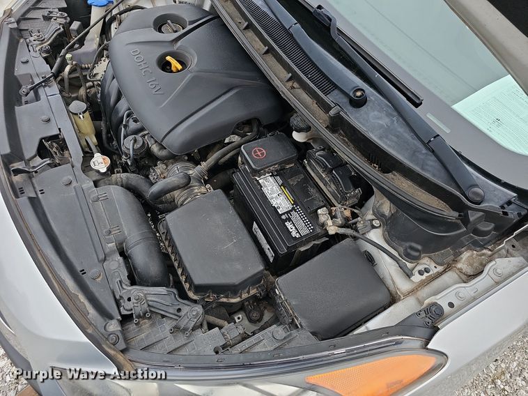 image for item EJ5871 2013 Hyundai  Elantra GT 