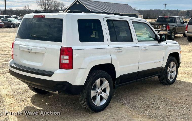 image for item EK4019 2015 Jeep Patriot SUV