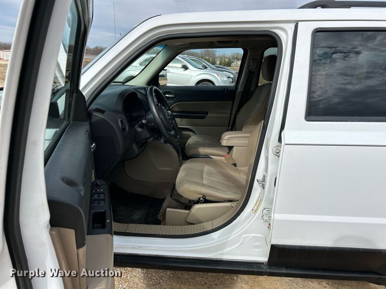 image for item EK4019 2015 Jeep Patriot SUV