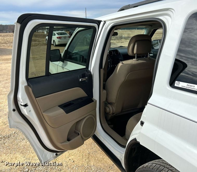 image for item EK4019 2015 Jeep Patriot SUV