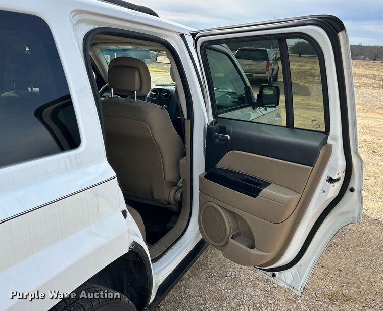 image for item EK4019 2015 Jeep Patriot SUV