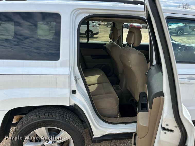 image for item EK4019 2015 Jeep Patriot SUV