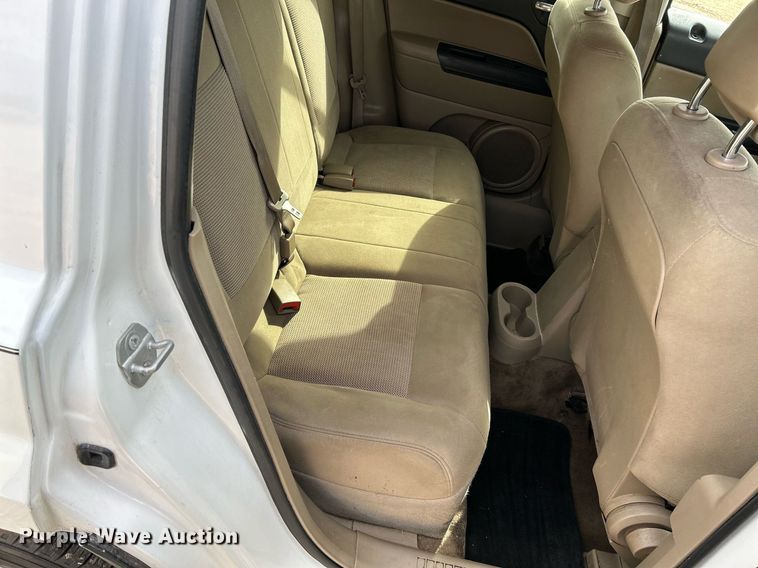 image for item EK4019 2015 Jeep Patriot SUV