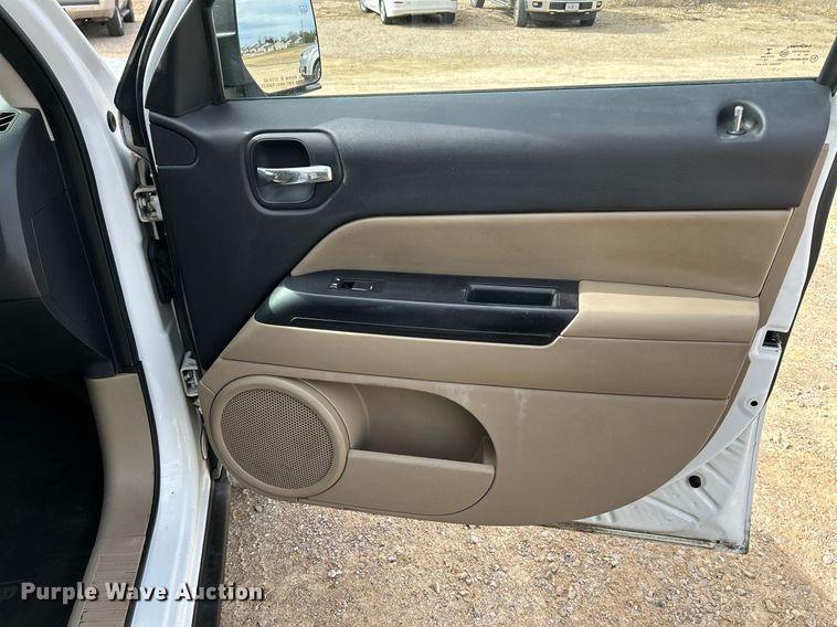 image for item EK4019 2015 Jeep Patriot SUV