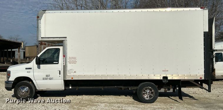 image for item EK4023 2012 Ford E450 Super Duty box truck