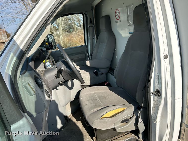 image for item EK4023 2012 Ford E450 Super Duty box truck