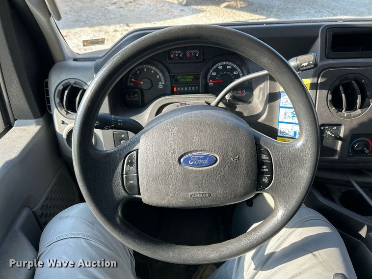 image for item EK4023 2012 Ford E450 Super Duty box truck